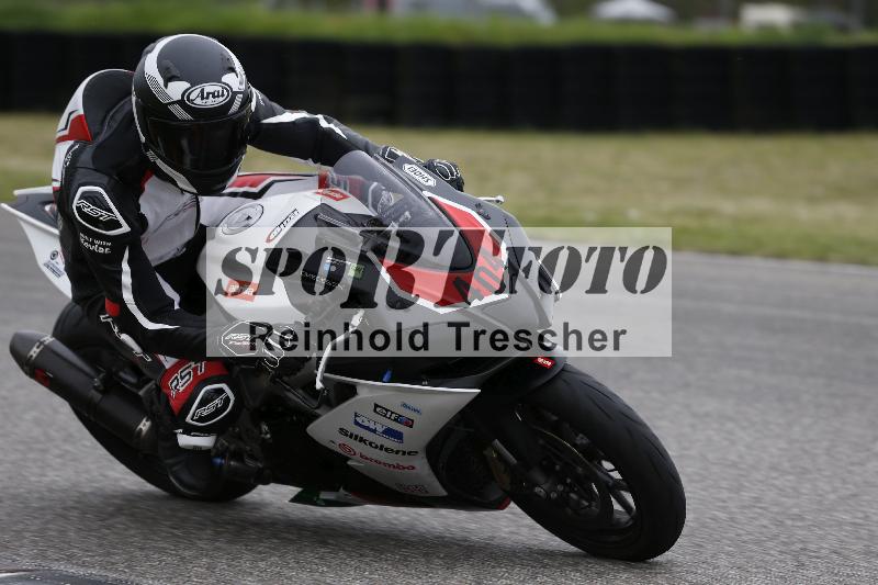 /Archiv-2025/08 20.04.2025 Speer Racing ADR/Gruppe gruen/404